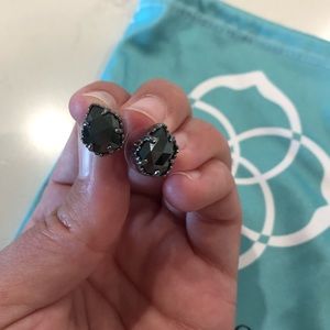 Kendra Scott Tessa stud earrings